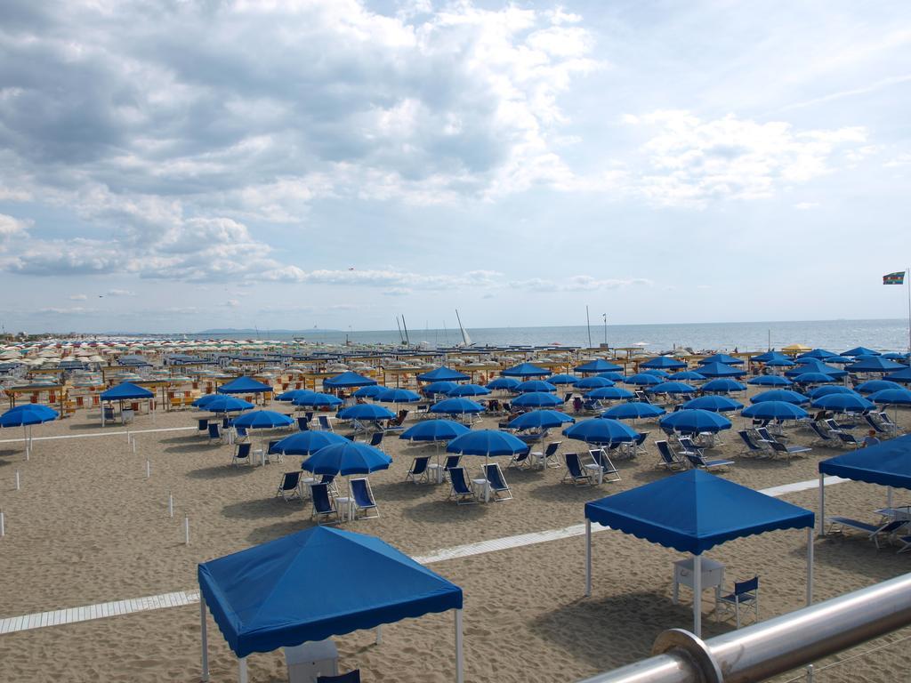 מרינה די פיאטרסנטה Il Pontile Holidays Apartment חדר תמונה