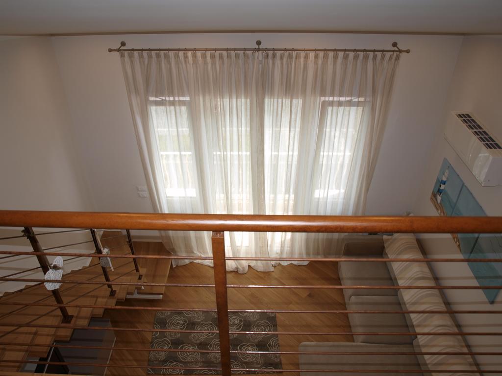 מרינה די פיאטרסנטה Il Pontile Holidays Apartment חדר תמונה
